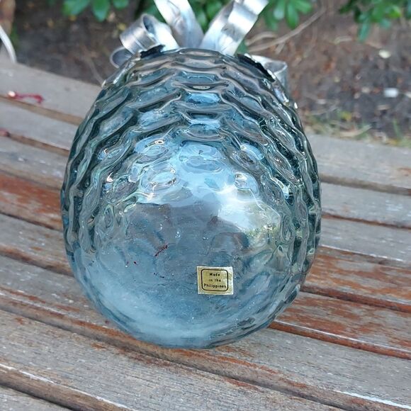 Beautiful Glass and Metal Pineapple - Picture 7 of 7